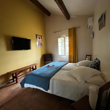 D'hôtes La Soulenque Luxury 4* Capestang