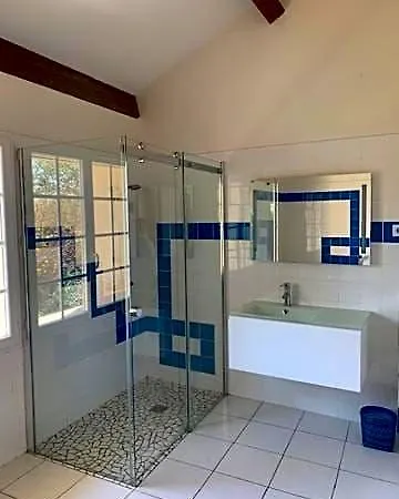 לינה וארוחת בוקר D'hotes La Soulenque Luxury 4*