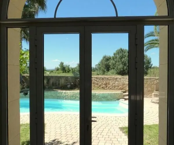 D'hotes La Soulenque Luxury Bed & Breakfast Capestang